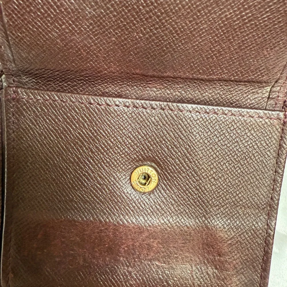 Louis Vuitton Bifold Wallet Brown Taiga Leather (Made in France) with Callouts